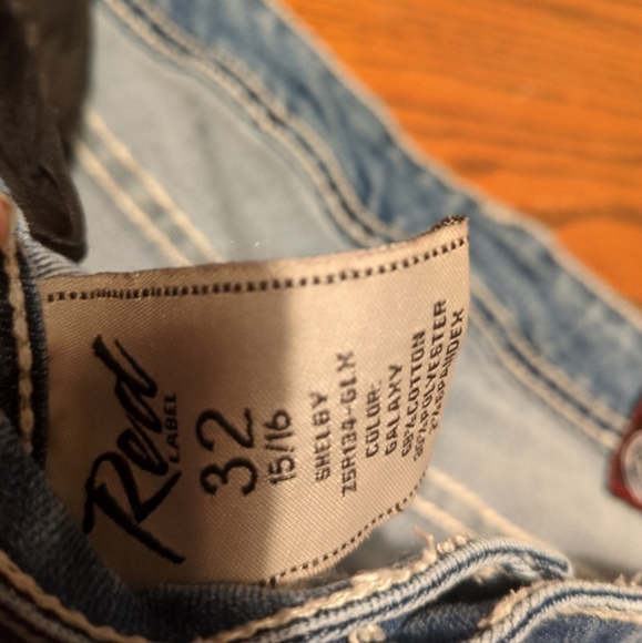 Red Label Boot Cut Jeans - Picture 5 of 5